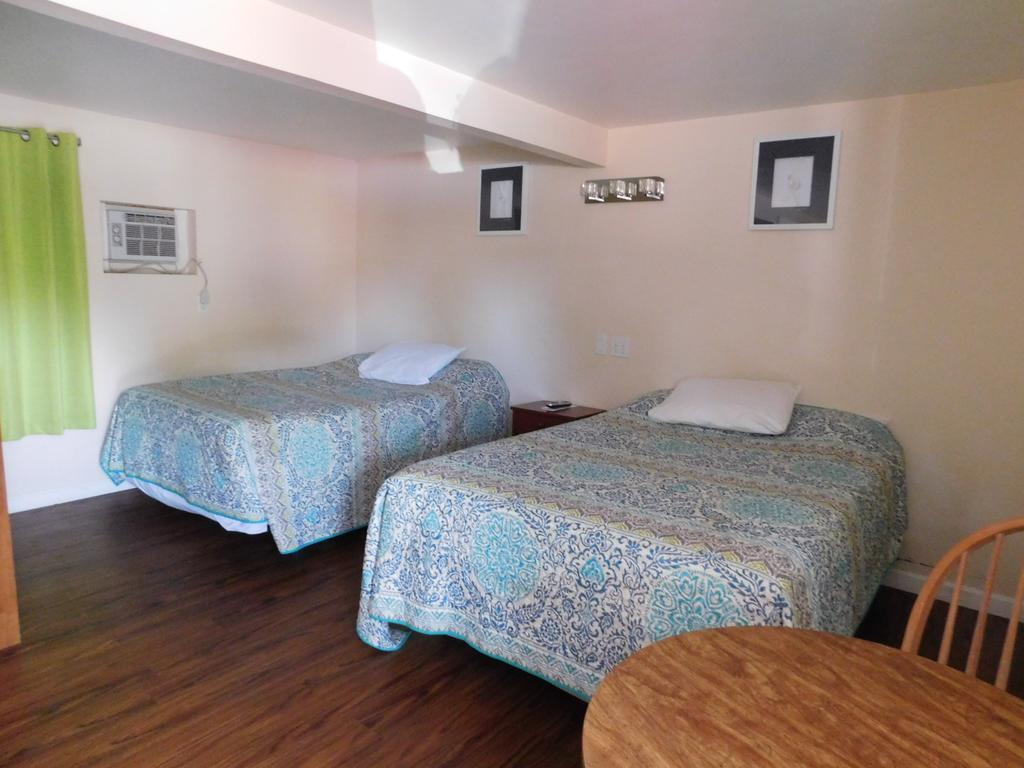 Emerald Isle Inn - המפטון מראה חיצוני תמונה