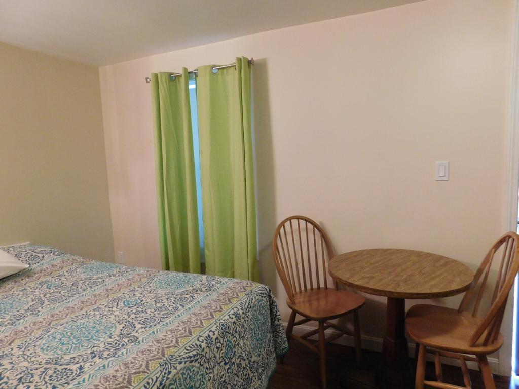 Emerald Isle Inn - המפטון מראה חיצוני תמונה